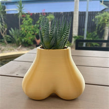 Load image into Gallery viewer, Funny Pee-Pee Vase
