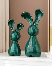 Load image into Gallery viewer, Ceramic Animals Couple &amp; Family
