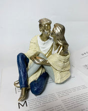 Load image into Gallery viewer, Romantic Lovers Statue
