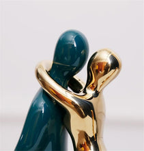 Load image into Gallery viewer, Abstract Ceramic Kissing Couple (2 Pcs)
