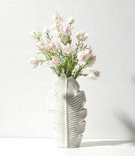 Load image into Gallery viewer, Leaf-Shaped Ceramic Vase
