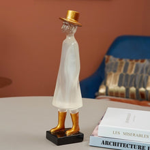 Load image into Gallery viewer, Translucent Couple Statue
