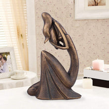 Load image into Gallery viewer, Abstract Mother &amp; Child Statue
