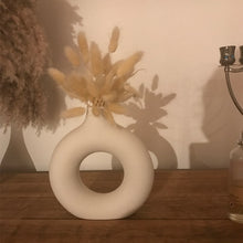 Load image into Gallery viewer, Ceramic Donut-shaped Vase
