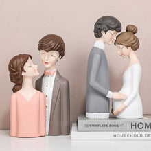 Load image into Gallery viewer, Sweet Couple Figurines
