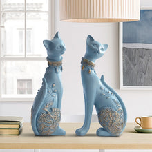 Load image into Gallery viewer, European Couple Cats Figurine (2pcs)
