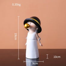Load image into Gallery viewer, Cute Boy &amp; Girl Statue
