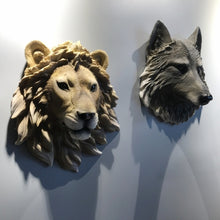 Load image into Gallery viewer, Animal Head Wall Figurine
