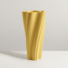 Load image into Gallery viewer, Swirl Minimalist Vase
